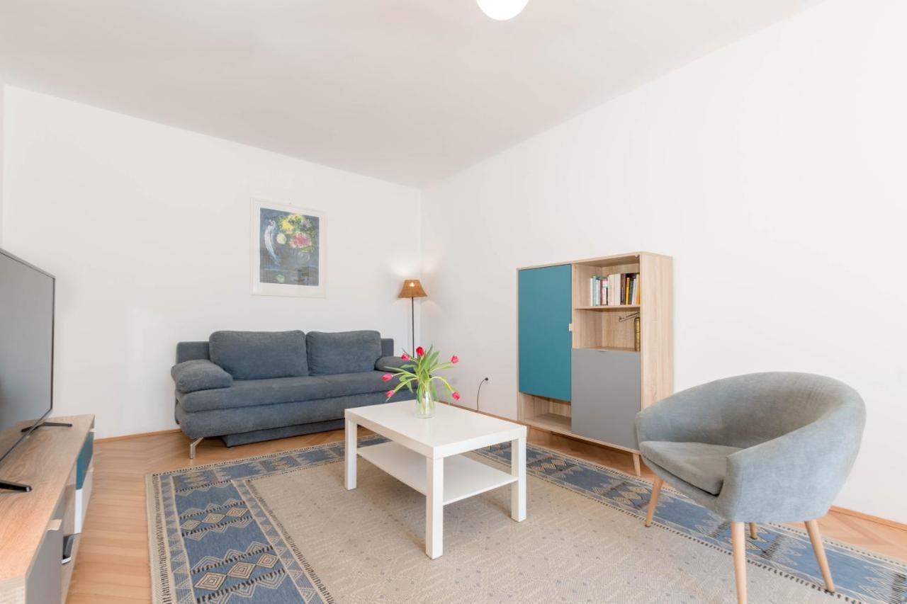 Apartment Tana Пула Екстериор снимка